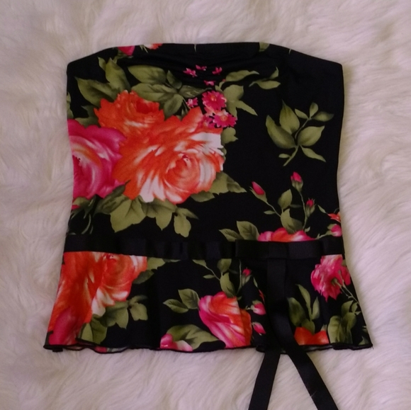 Silky Strapless Ruffled Bottom Floral Studio Y Shirt With Bow - Picture 7 of 12